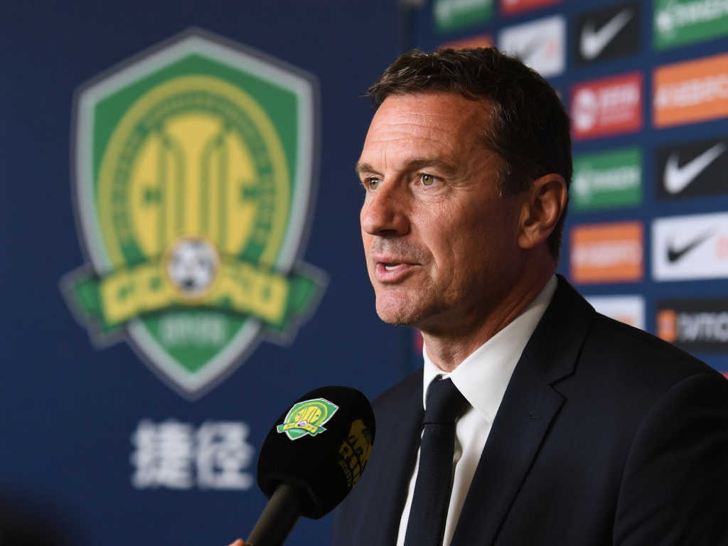 越的表现获 越的表现获