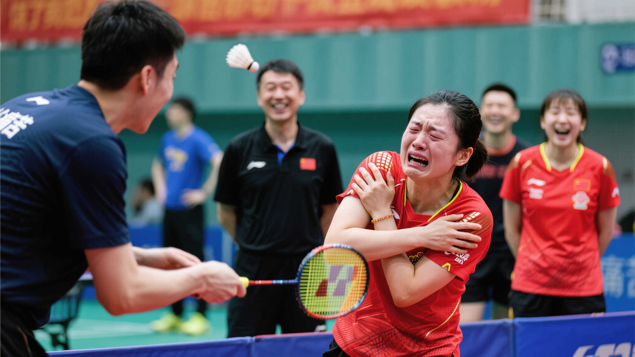 斯和安東尼 斯和安東尼